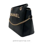 کیف دستی زنانه مشکی کلاسیک طرح chanel -نمای بغل